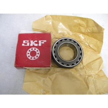 New in Box SKF Consolidated Bearing 22211 CKJ C/3 W/33 Taper Bore Roller USA