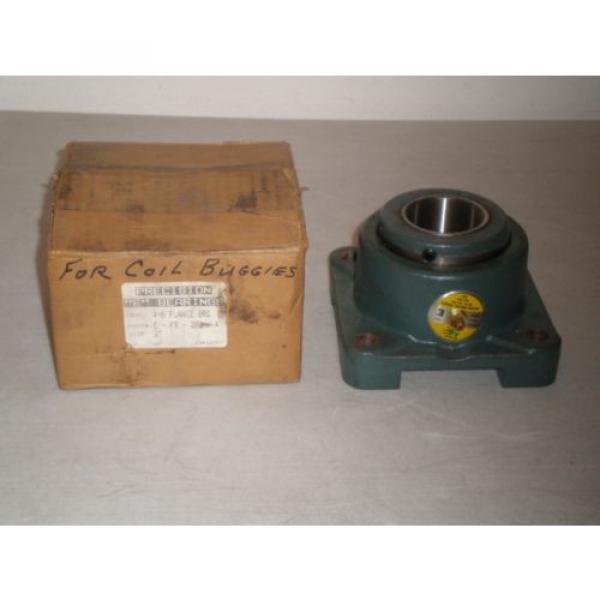 New! Precision E Bearings E-FB-200-4 Tapered Roller Bearing 2&#034; 4-B Flange BRG #1 image