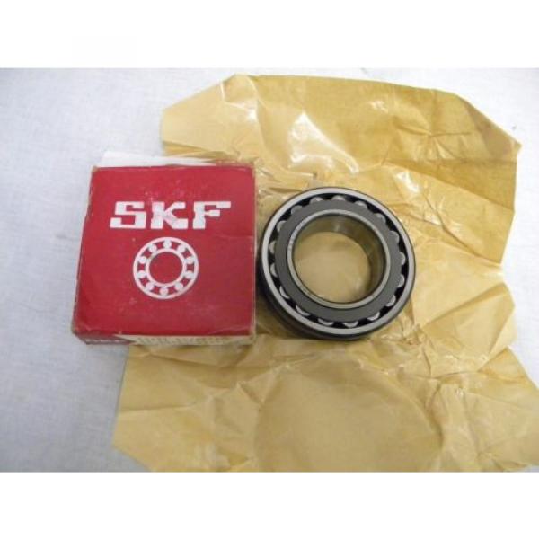 New in Box SKF Consolidated Bearing 22211 CKJ C/3 W/33 Taper Bore Roller USA #1 image