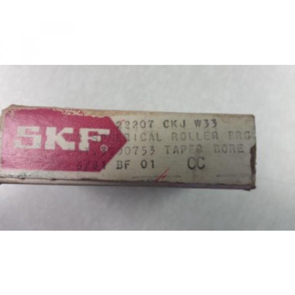 22207 CK SKF Tapered Bore Roller bearing 35mm x 72mm x 23mm wide #1 image